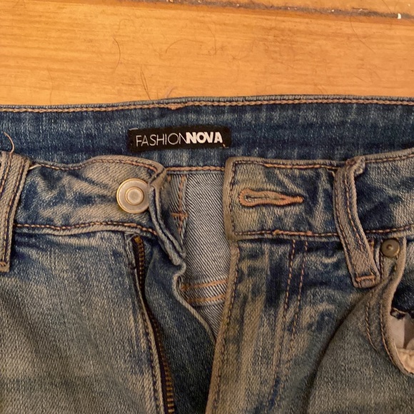 Fashion Nova Jeans - Picture 2 of 3